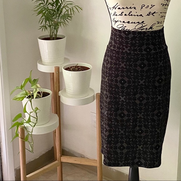 LuLaRoe | Black Midi Skirt - Picture 1 of 3